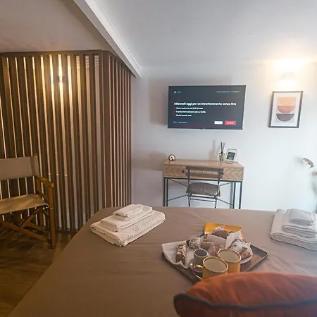 Miro - Elegant Centro Storico 펜션 카타니아