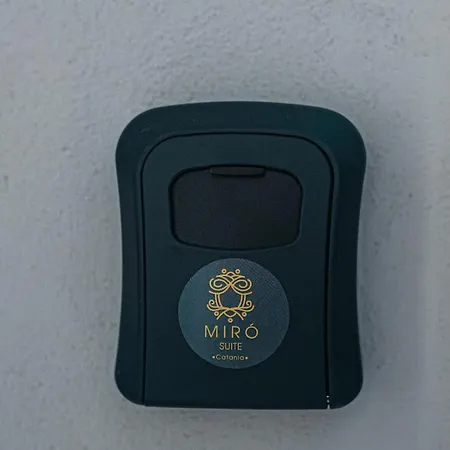 Miro - Elegant Centro Storico 카타니아